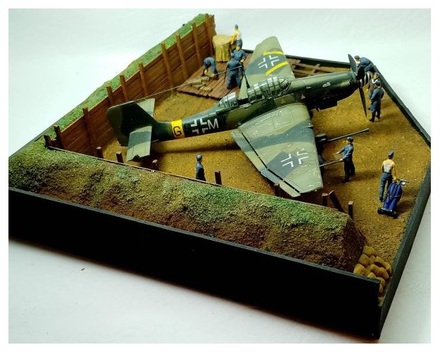 DIORAMA STUKA KANONENVOGEL - 1/72