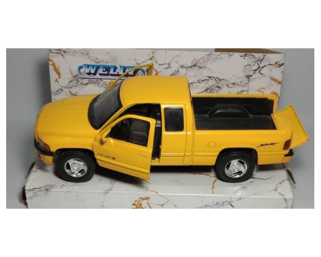 CHRYSLER DODGE RAM QUAD CAB 1500 SPORT