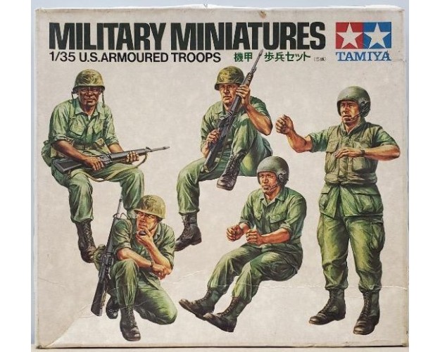 U.S. ARMOURED TROOPS