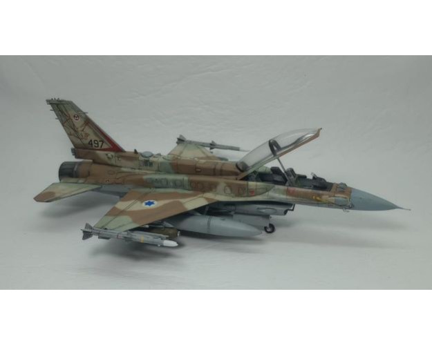 F-16I SUFA - ESCALA 1/72