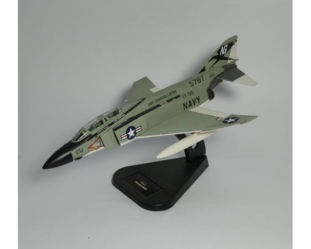 F-4J PHANTOM 1/100