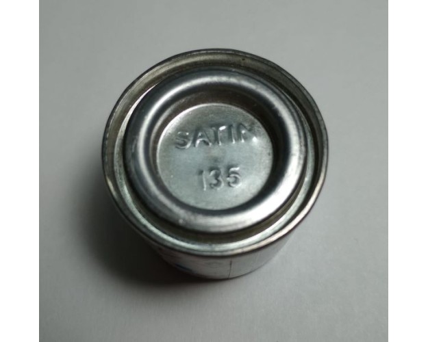 No.135 Satin Varnish