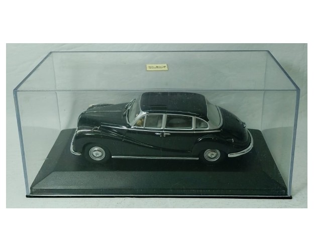BMW 502 SEDAN V8