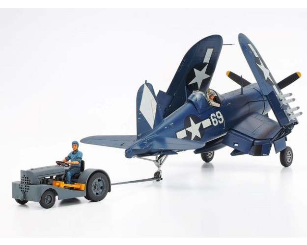 1/48 F4U-1D Corsair w/ 'Moto-Tug' (TRACTOR)