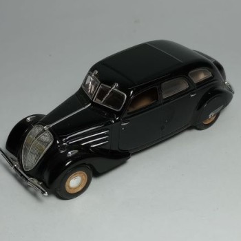 PEUGEOT 402