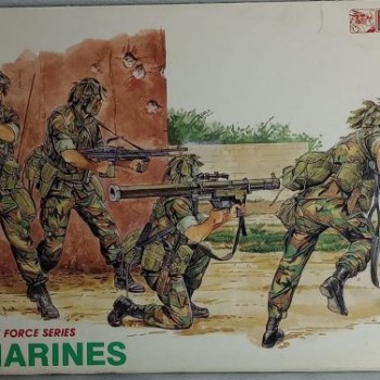 U.S.MARINES - ARMADOS