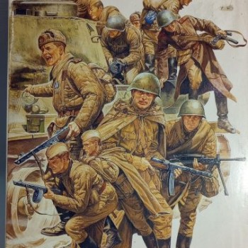 RUSSIAN ARMY ASSAULT INFANTRY - 12 FIGURAS