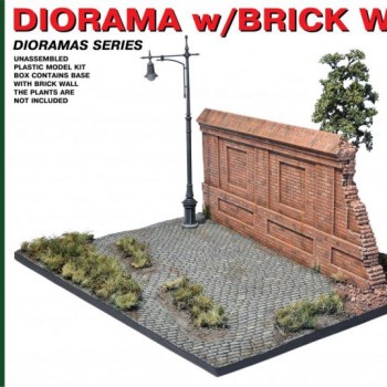 DIORAMA W/BRICK WALL