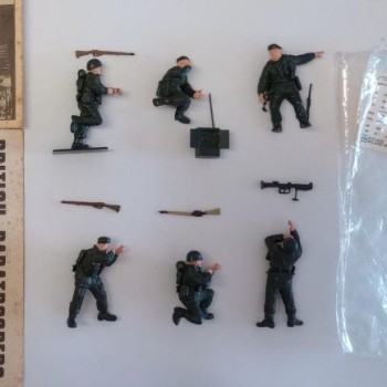 British Paratroops - Red Devils - 6 figuras armadas